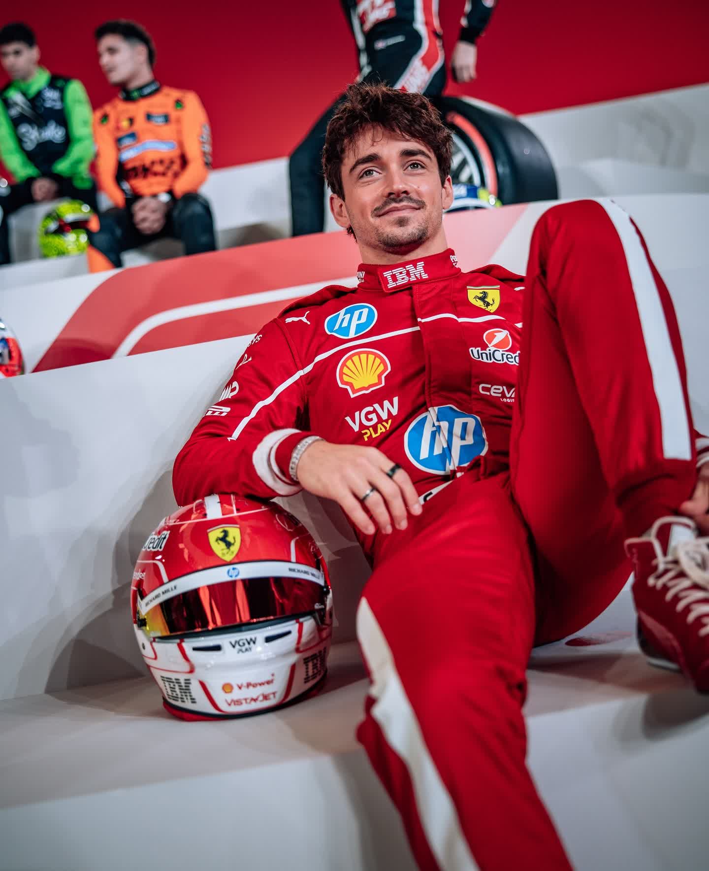 索伯车队翻盘阿斯顿马丁，汉密尔顿带队取胜的简单介绍