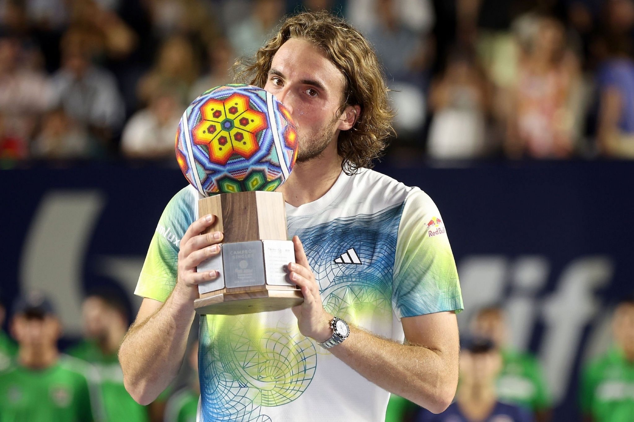 年终总决赛逆转ATP总决赛,西西帕斯点燃赛场 年终总决赛逆转ATP总决赛,西西帕斯点燃赛场