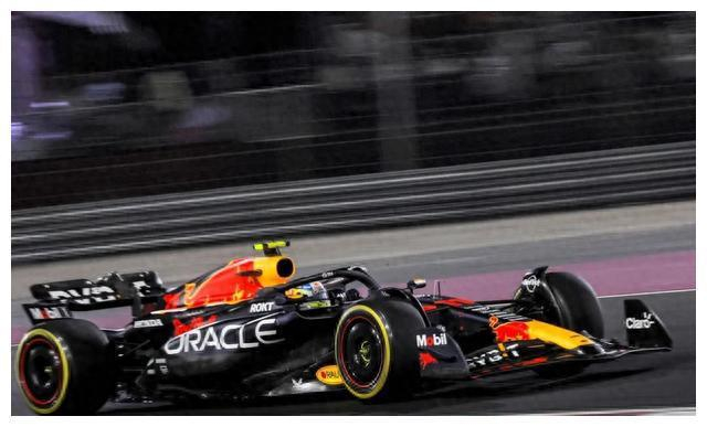 红牛车队险胜阿斯顿马丁,佩雷兹刷新纪录 红牛车队险胜阿斯顿马丁,佩雷兹刷新纪录