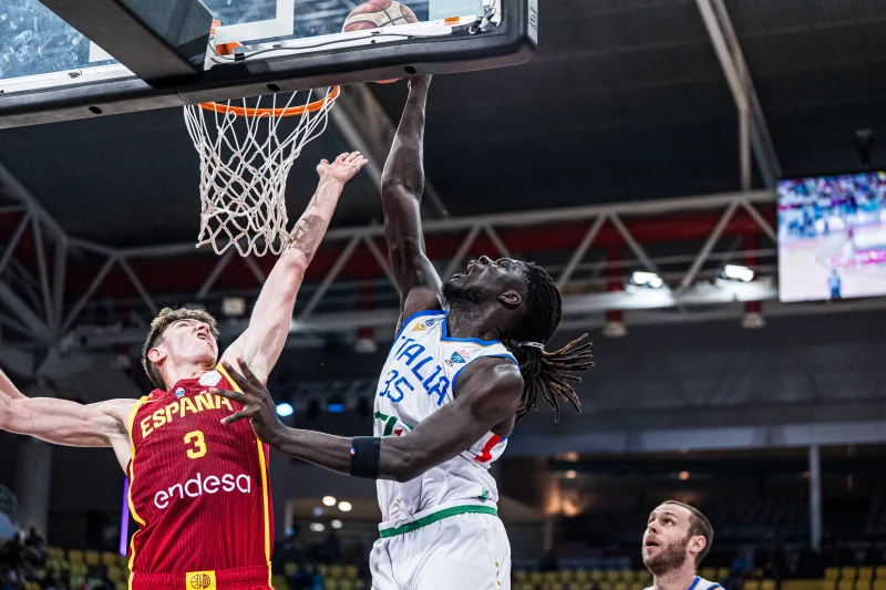 西班牙险胜意大利，晋级欧国杯半决赛