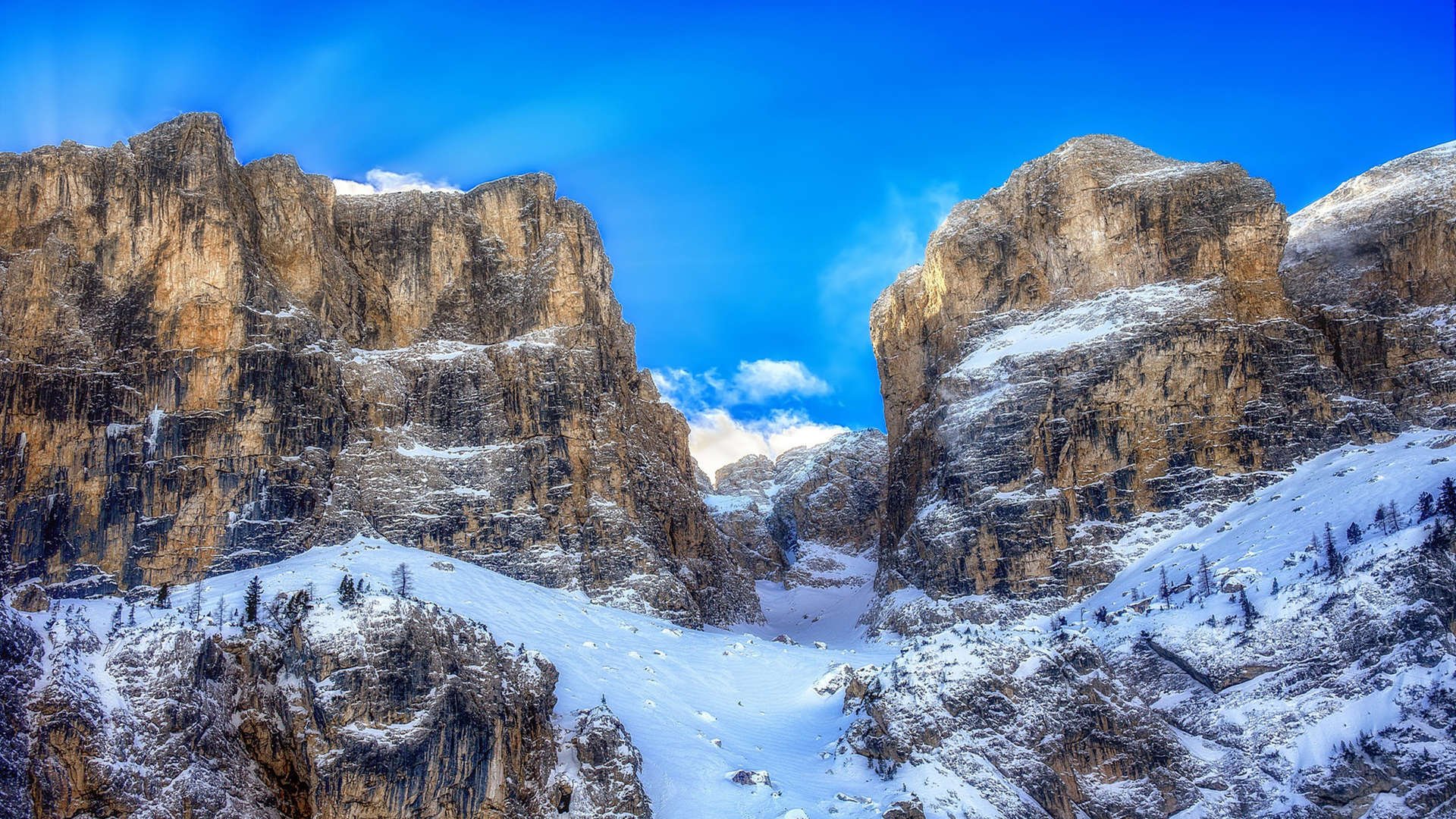 银箭风暴席卷赛道，诺里斯独舞助迈凯伦轻取红牛二队