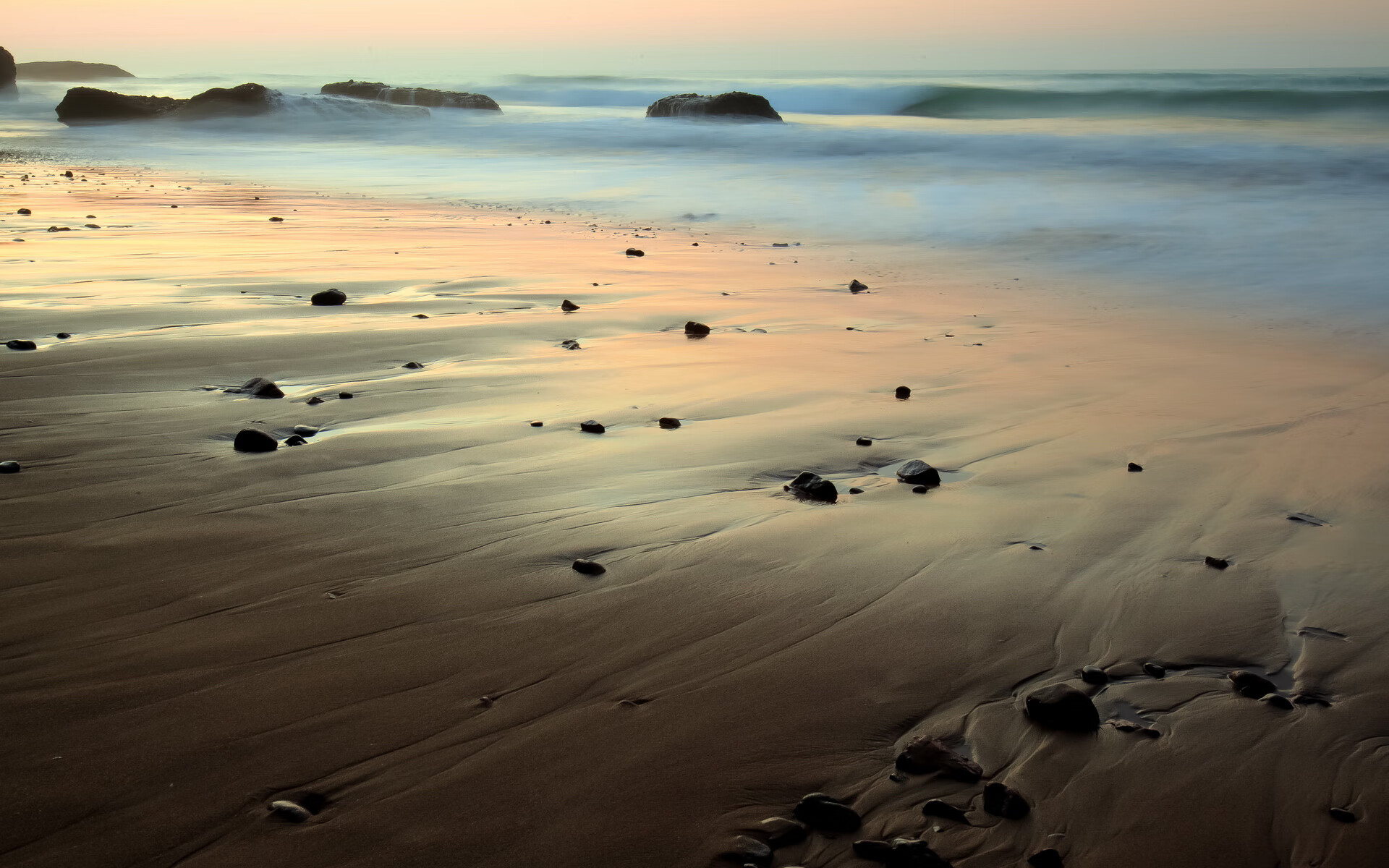 塞内加尔艺术军团攻陷巴黎，阿拉巴用光影统治全场